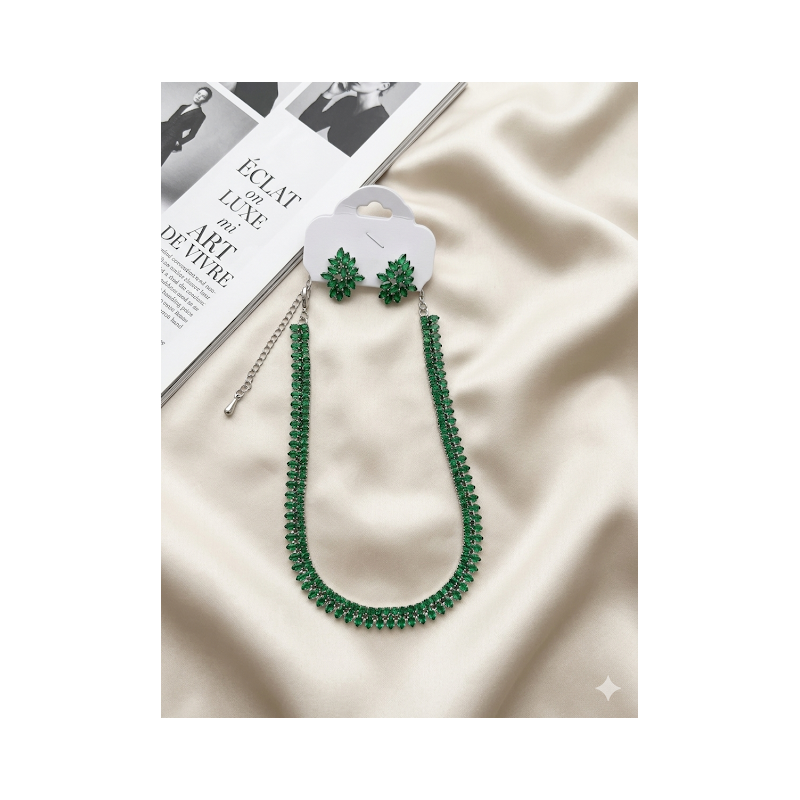 Conjunto cravejado com zirconias